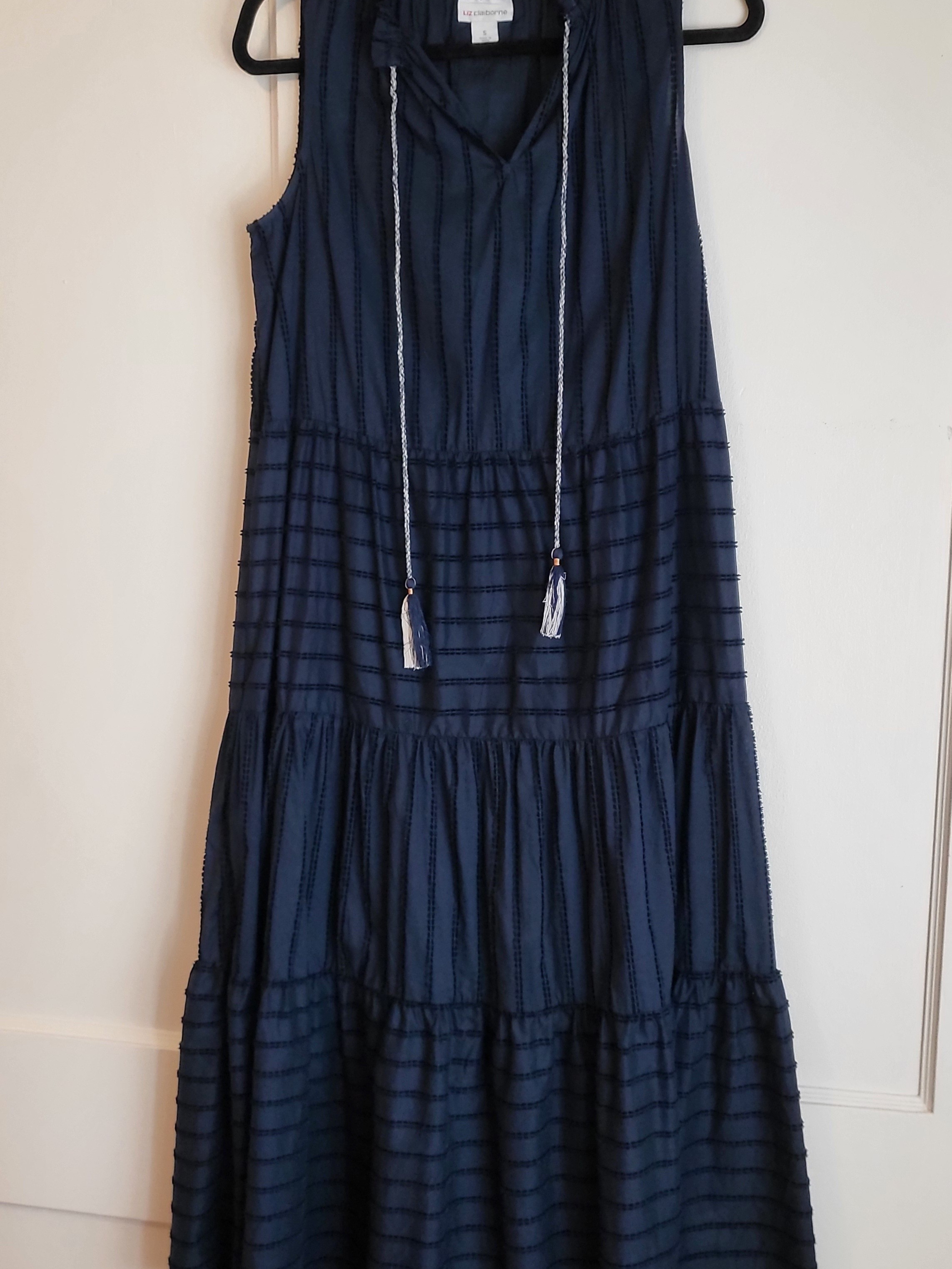 Liz Claiborne Black Sleeveless Tiered Midi Dress With Tassel Neck Tie